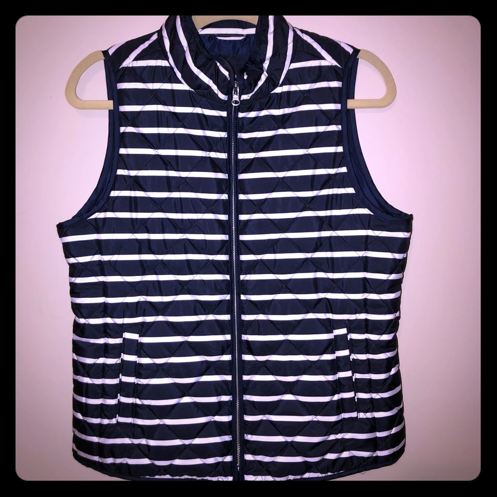 GAP quilted vest jacket